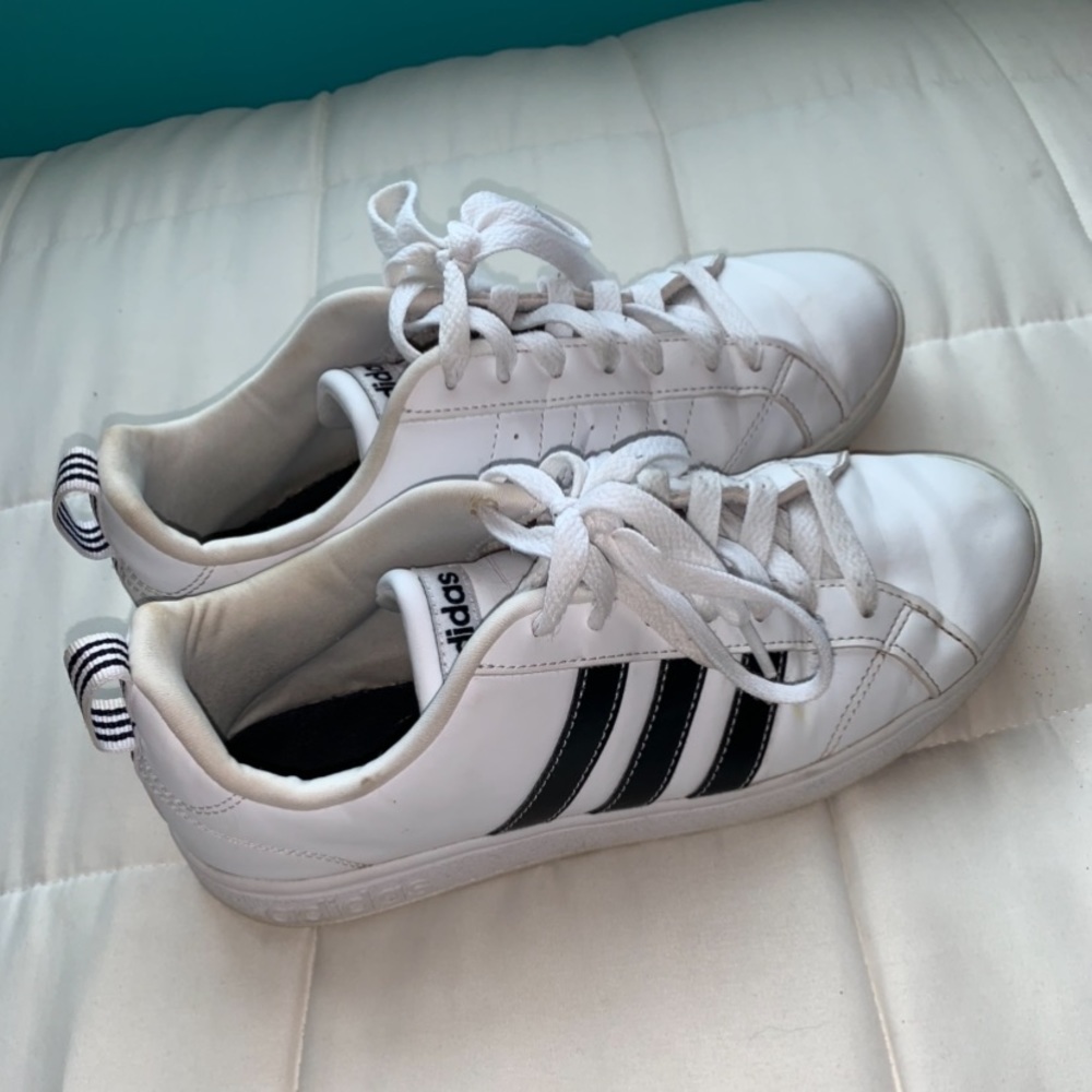 Adidas 3-stripes Sneakers